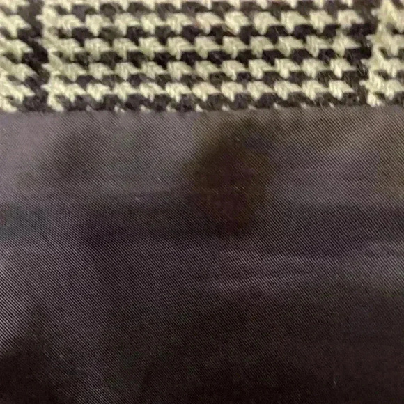Jones New York houndstooth sage and black 100% wool size 6. Excellent condition. - Picture 5 of 8